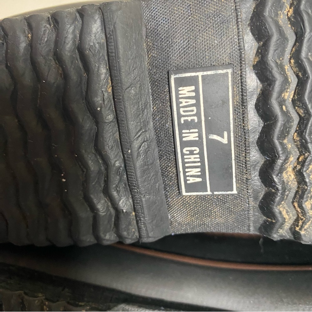 Womens Leather Duck Boots Rubber Size 7 Black Brown Lace up Thermolite Smiths - Picture 11 of 16